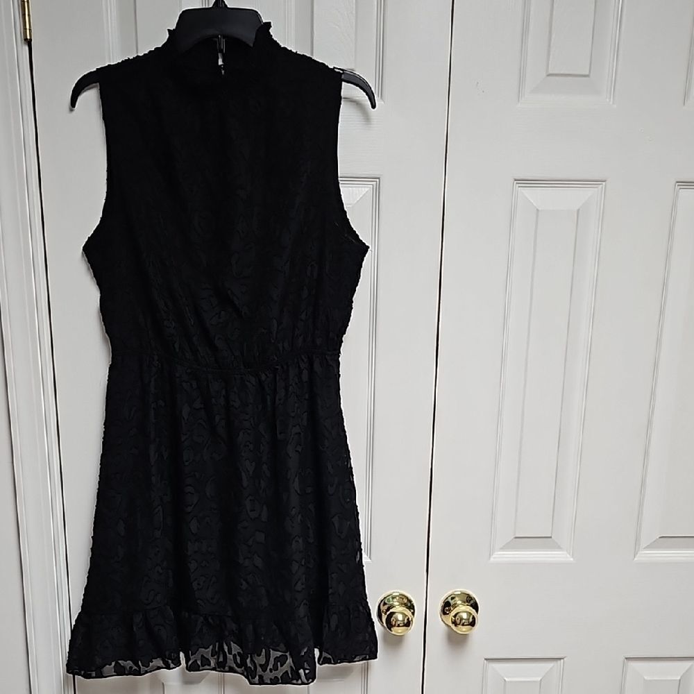 Black Sleeveless Knee-Length Cocktail Dress size Large